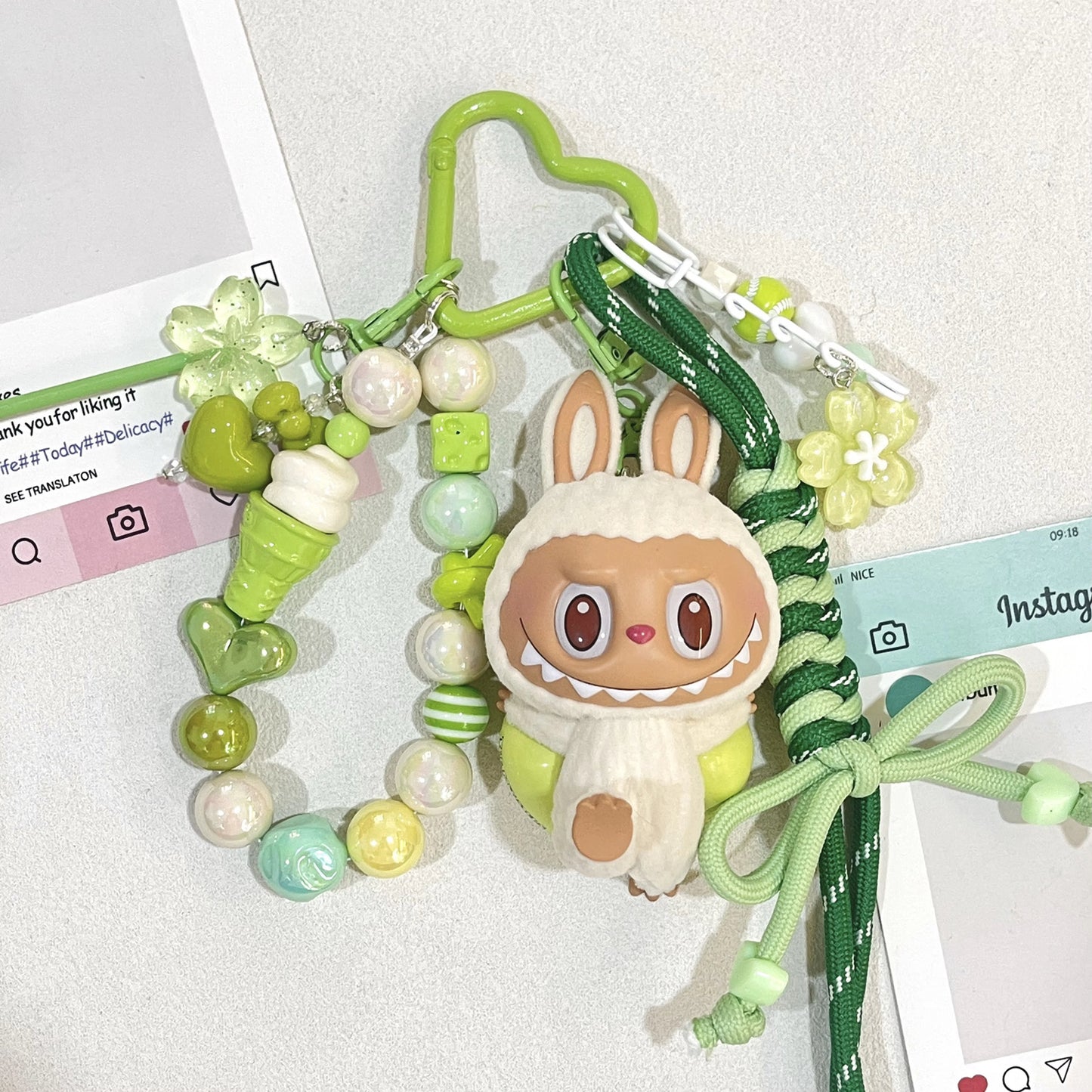 Lazy Yoga Taschenanhänger – Original Blind Box Figur im neuen Look!